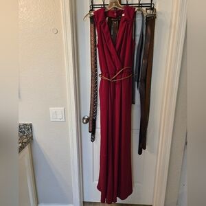 Wine red, sleeveless pantsuit/jumpsuit